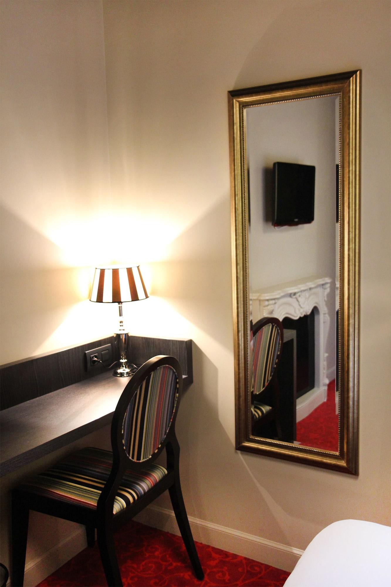 Best Western Le Montmartre - Saint Pierre Paris Eksteriør billede
