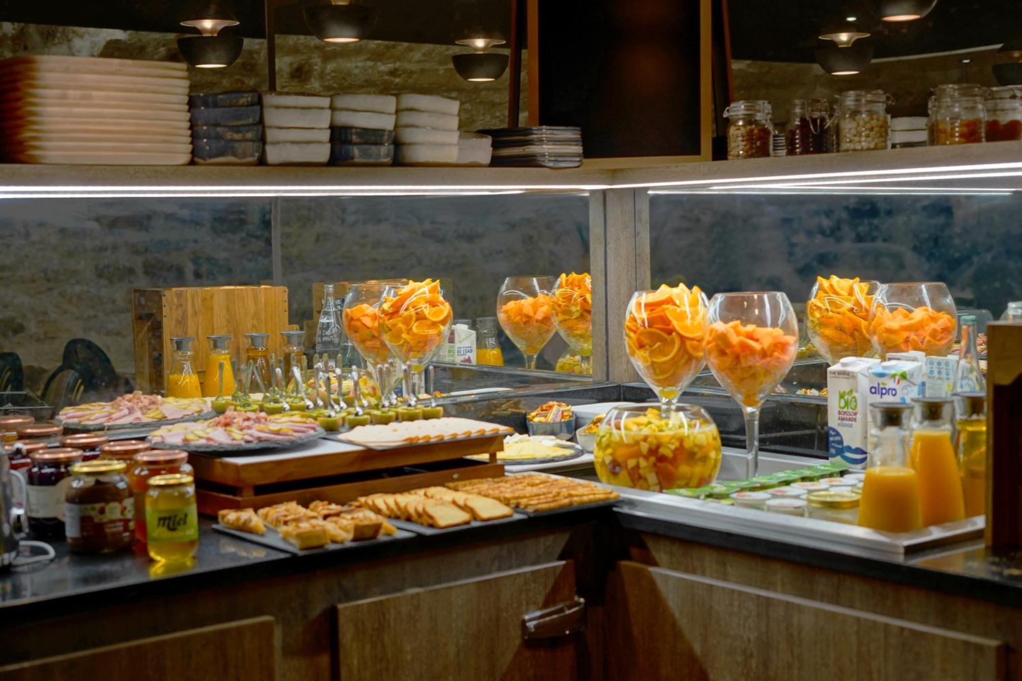 Best Western Le Montmartre - Saint Pierre Paris Eksteriør billede